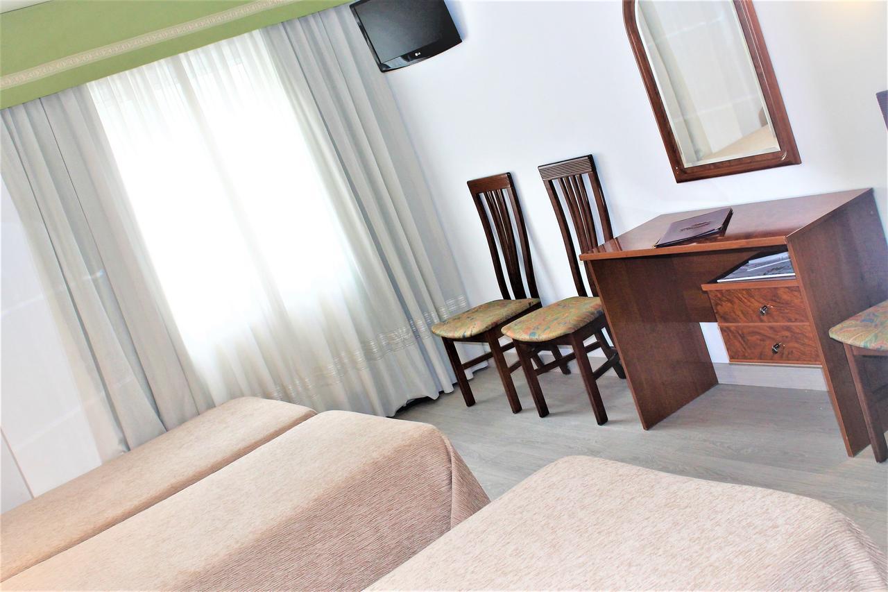 Hotel A Barquina คุลเยเรโด ภายนอก รูปภาพ